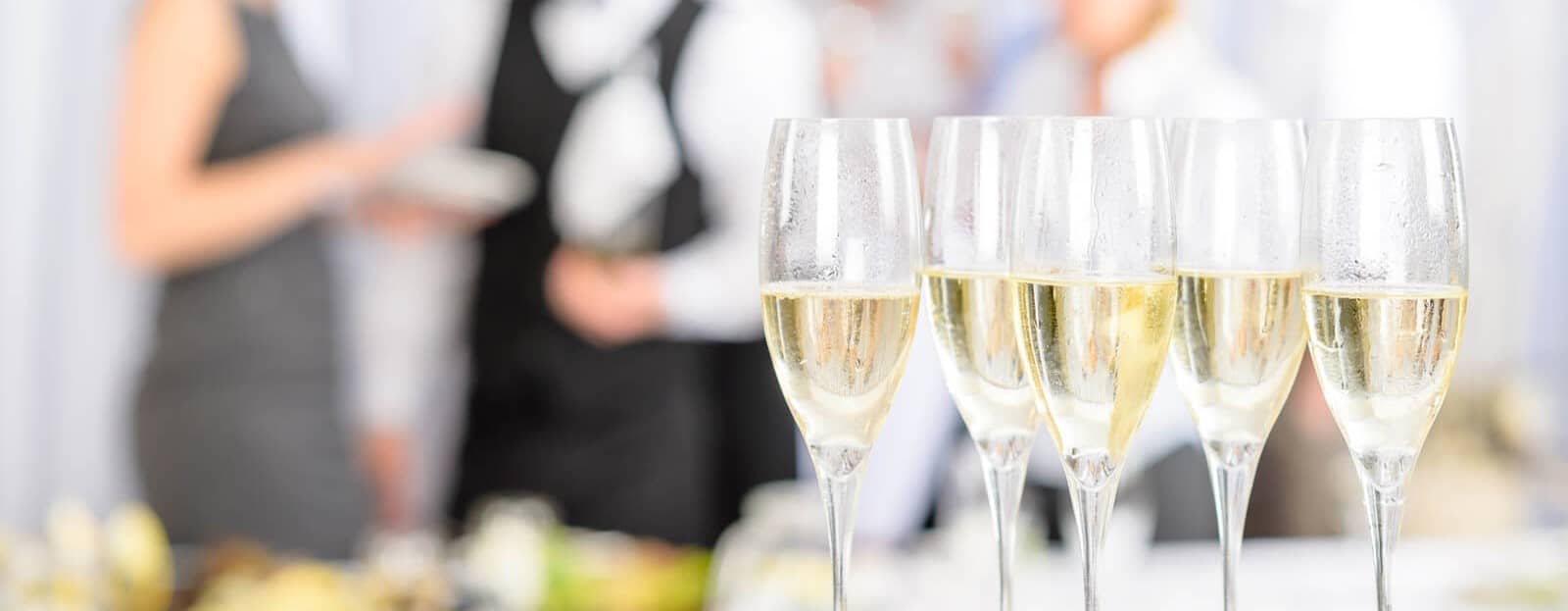 telefono de renta de mesas y sillas