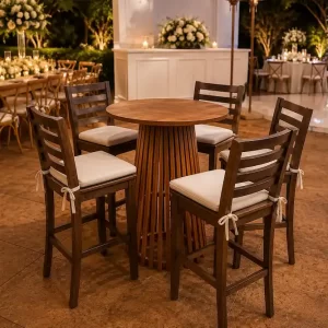 Periquera de lujo de parota con bancos con respaldo para renta de bodas en Guadalajara y Zapopan